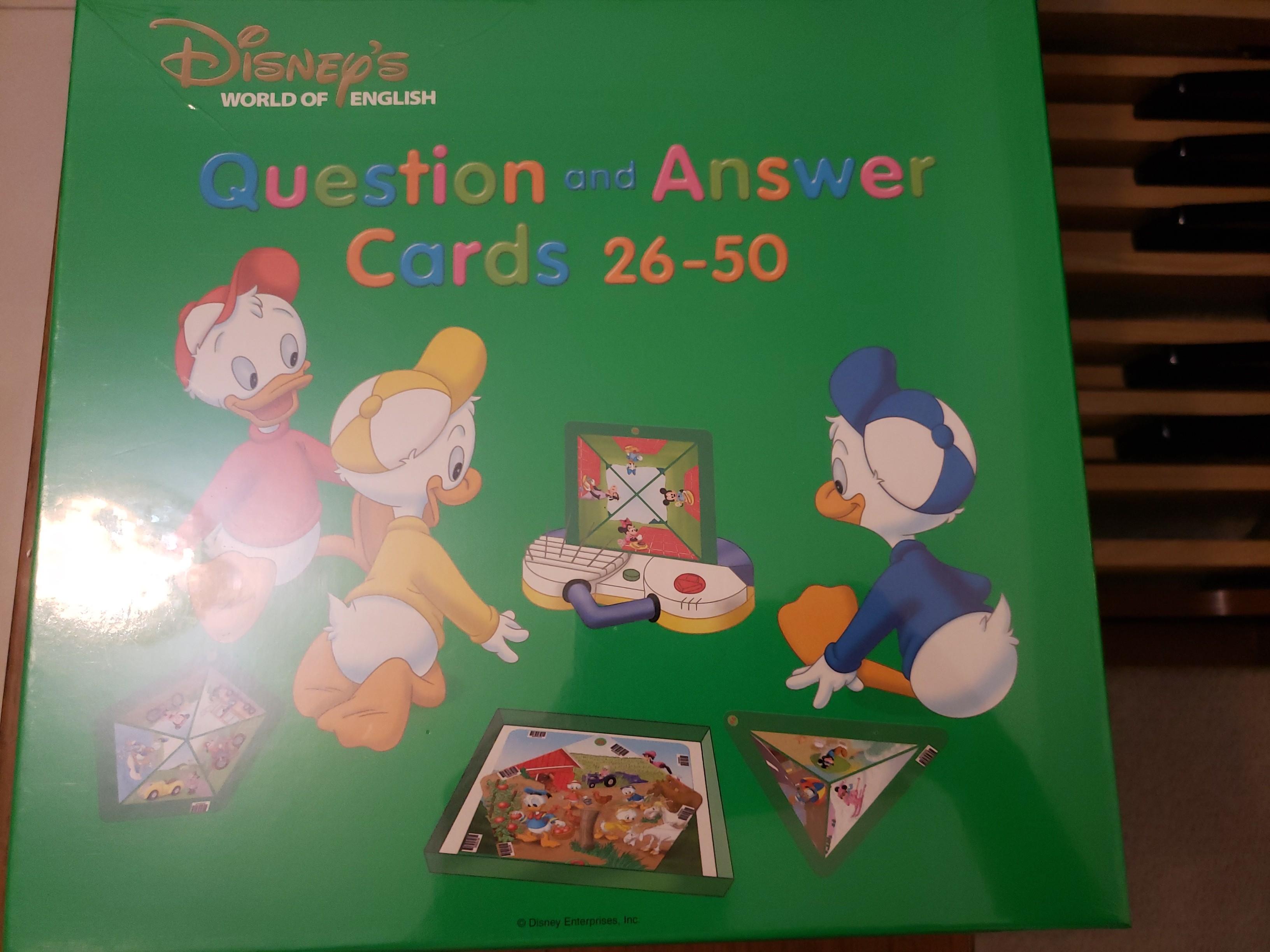 Disney World Of English Question and answer cards, 興趣及遊戲, 書 