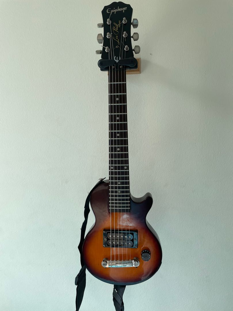 Les paul pee sale wee
