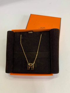 (Category: ) located in . Submitted by authenticandluxury_bags (Listing ID 1103646253, Image 1). Description: .