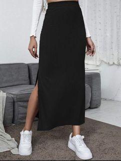 High waisted split thigh skirt! Size M