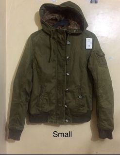 (Category: ) located in . Submitted by ciepreloved (Listing ID 1103631869, Image 1). Description: .
