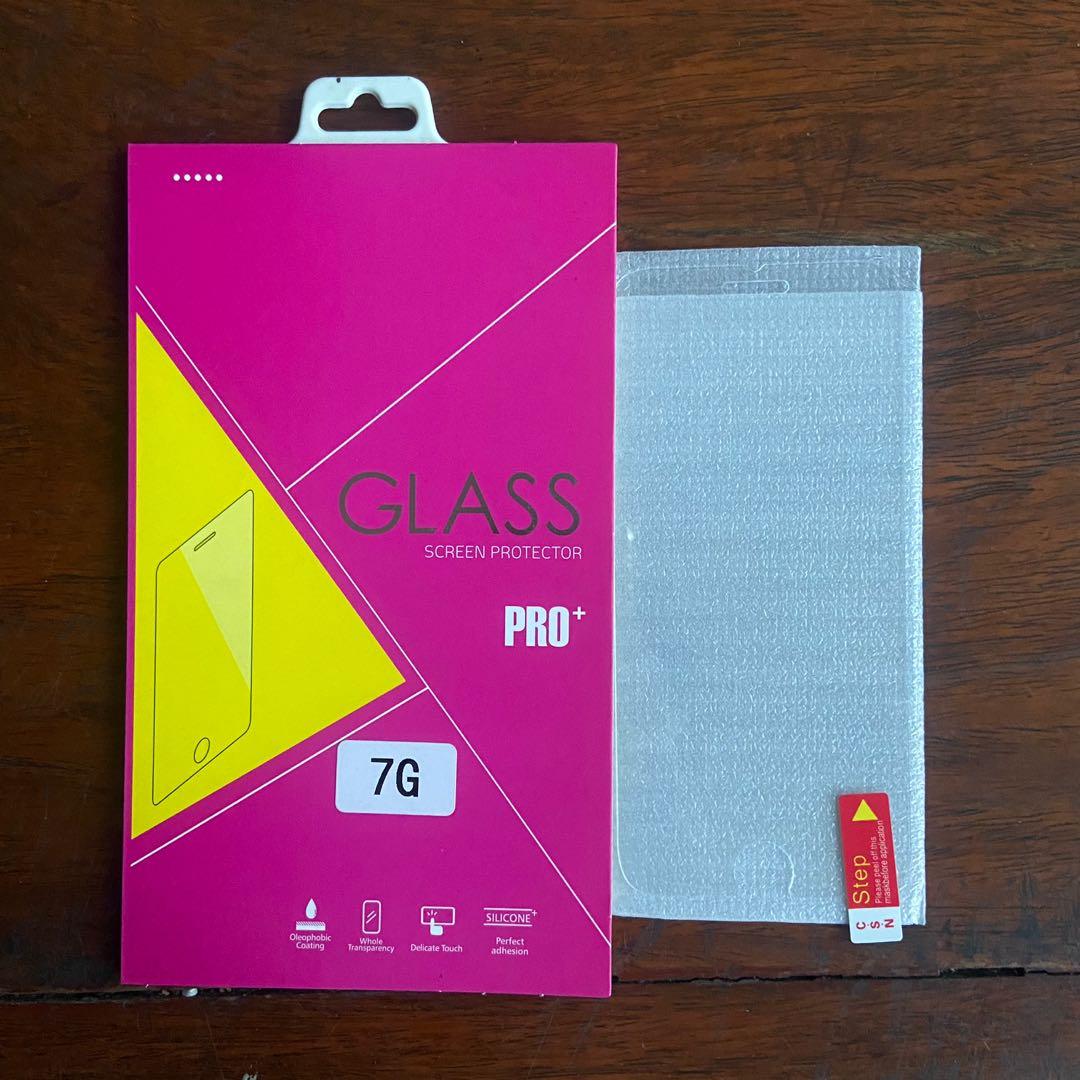 iPhone 11 and iPhone 6 cases (Category: Cases & Sleeves) located in Antipolo. Submitted by ud_moonlight (Listing ID 1103610933, Image 3). Description: iPhone 11 case - 100 pesos - Playable - With 2 batteries - Like new. Used for 2 weeks iPhone 6 case (SOLD) - 25 pesos - Used for few weeks - Some scratches - With glass screen protector (not used, no wipe).