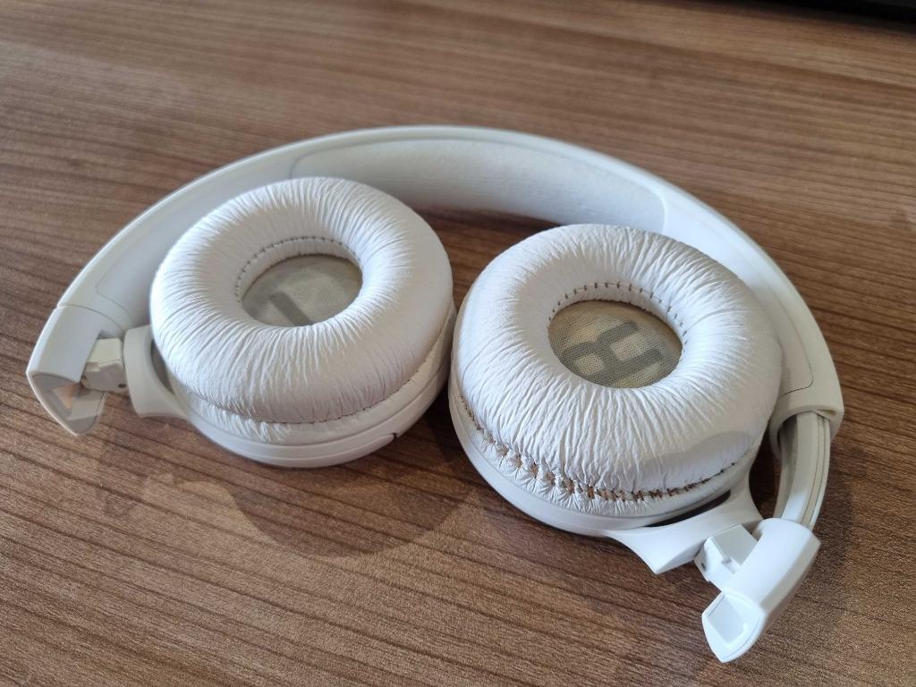 Jbl on sale 500bt charger