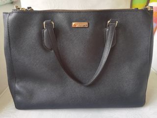 (Category: ) located in . Submitted by preloved_ellaella (Listing ID 1103556632, Image 1). Description: .