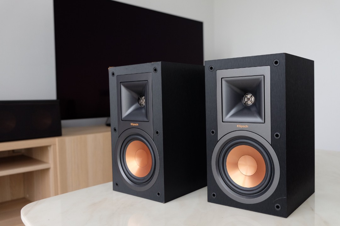 Klipsch R15M Bookshelf Speaker Audio Soundbars Speakers