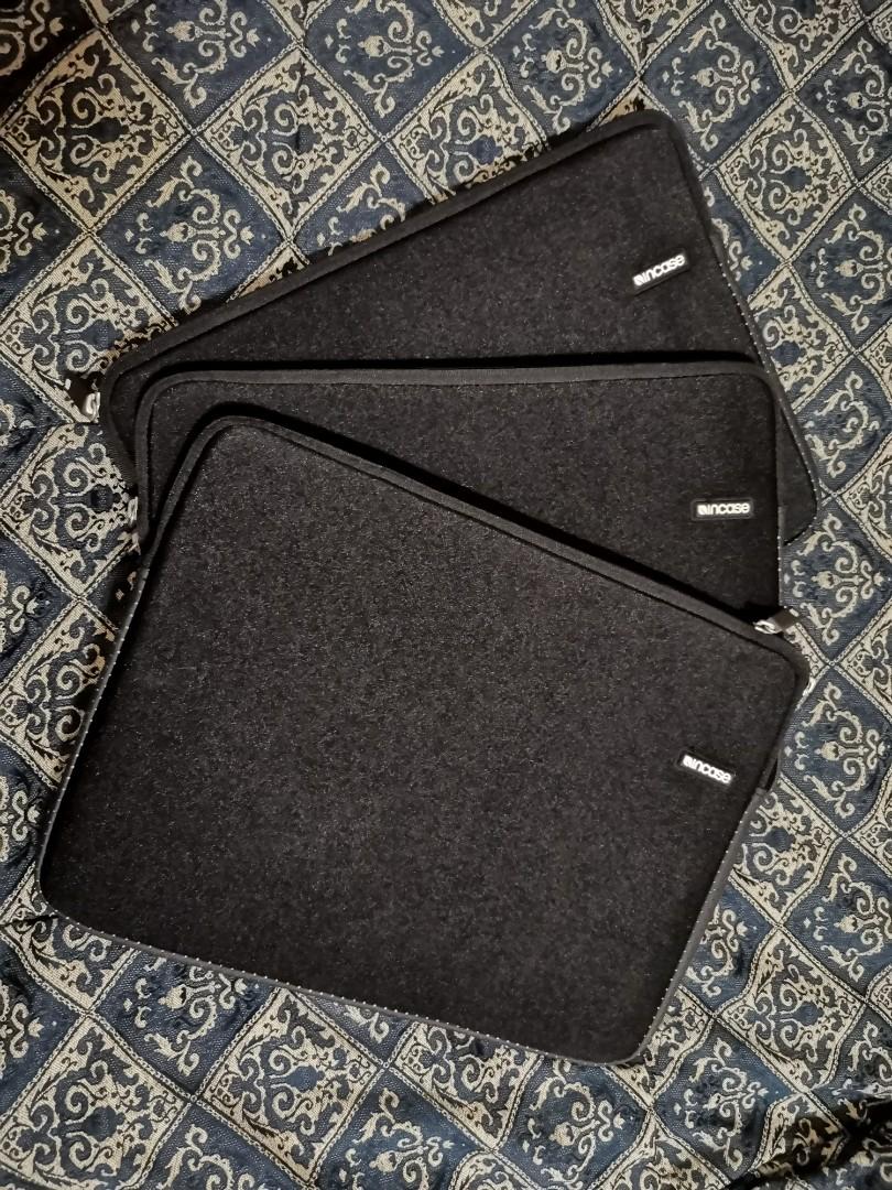 Laptop Bag (Category: Laptop Bags & Sleeves) located in Muntinlupa City. Submitted by sariromrom (Listing ID 1103669356, Image 3). Description: 15".