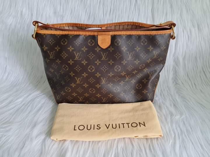 Louis Vuitton Delightful PM (Category: Luxury Bags & Wallets) located in Manila. Submitted by bagislifeshop (Listing ID 1103681519, Image 1). Description: ▪️LOUIS VUITTON Delightful PM▪️ ☑️Available in Manila ✅💯% authentic ✅Material: monogram canvas ✅Condition: 8/10 ✅Inclusions: dustbag.