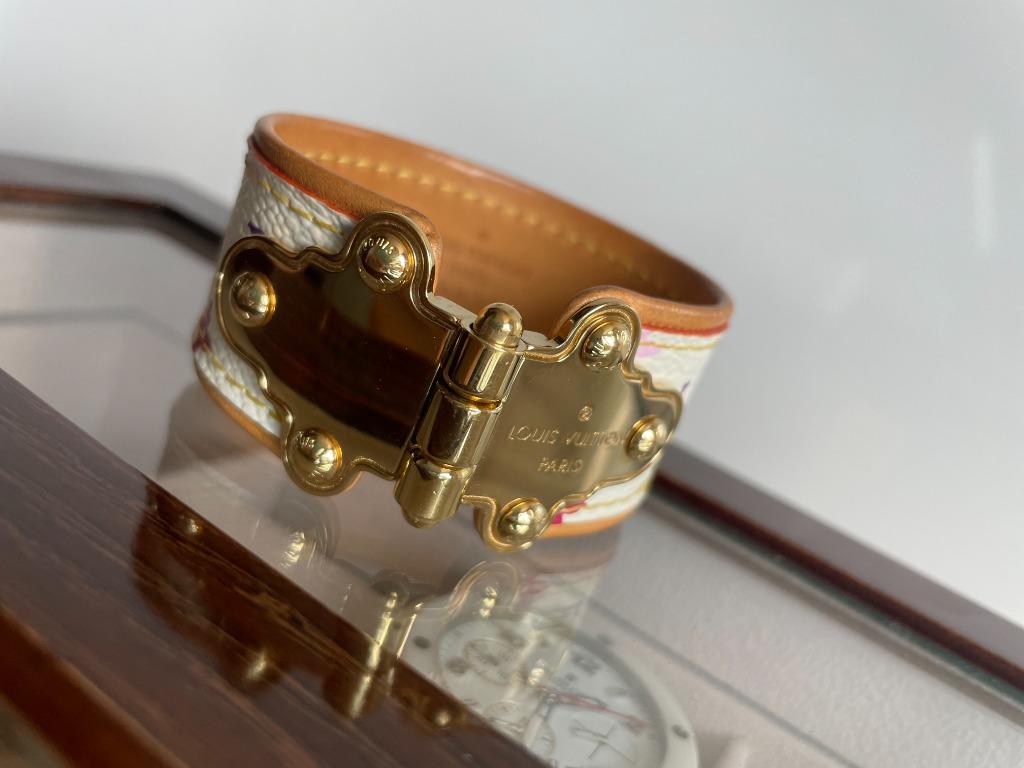 Louis Vuitton LV Stellar Bracelet Golden Metal. Size One Size