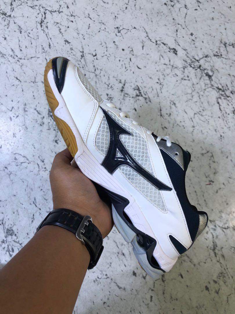 Mizuno wave bolt 6 sales olive