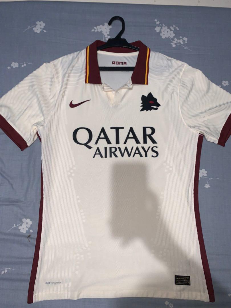 Size Medium Mens AS Roma 20-21 Away Football shirt Brand New With Tags. 