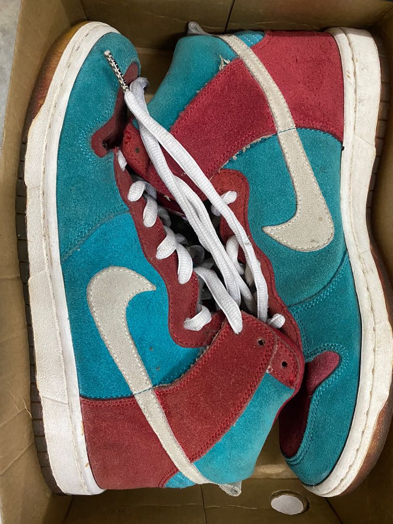 nike bloody gums