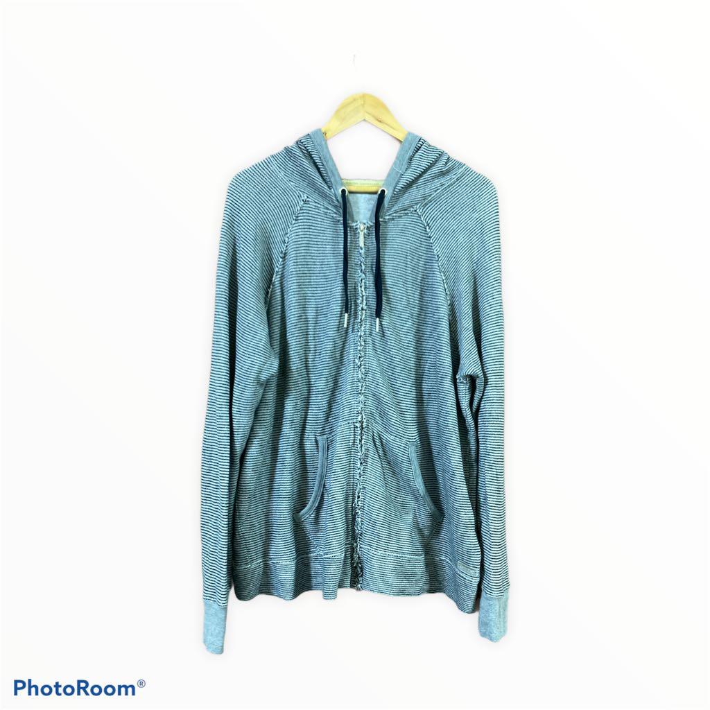 Coats, Jackets and Outerwear 