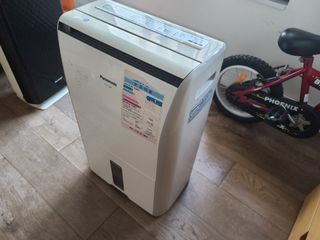 （分類：）位於 。 由 john_lam_mr2 提交（商品編號 1103567699，圖片 1）。簡介： 。