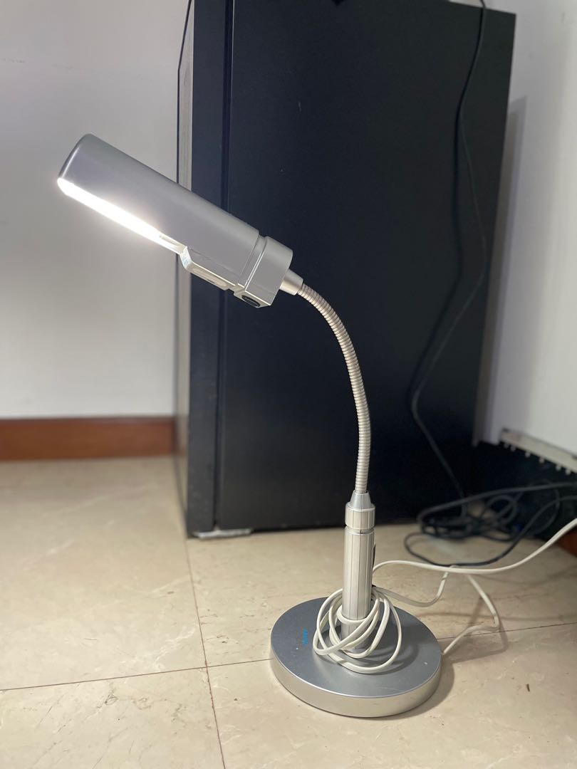 Philips advantez desk light best sale