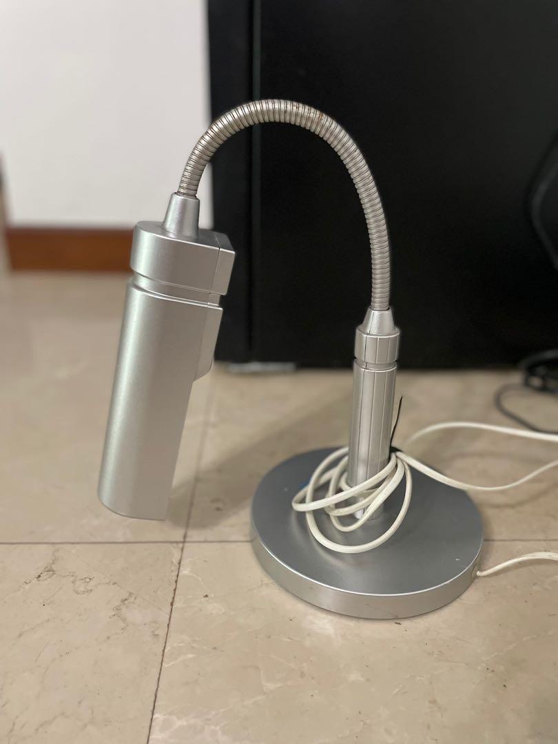 Philips advantez desk light sales