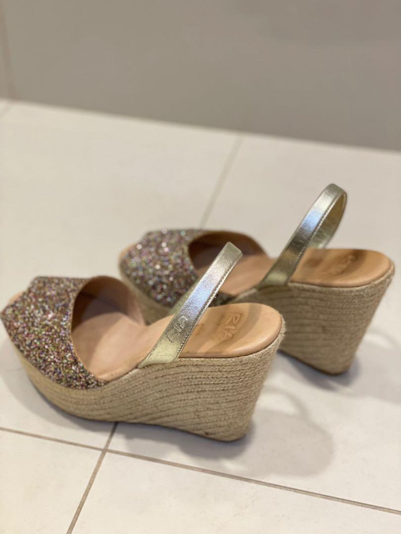 Gold wedges size 4 discount