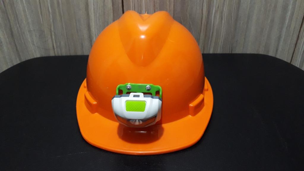 ​​​​Safety Helmet with LED Head Lamp (Category: Construction Tools & Equipment) located in Manila. Submitted by aaronmerchandise (Listing ID 1103589912, Image 3). Description: Features : - COB light - With warning and hazard light - Three Pieces of Triple A Battery Included Available Colors : White, Red, Yellow, Orange, Green, Blue Wholesaler and resellers are welcome Shipping Nationwide you can visit our website for more items! www.ishoppeforyou