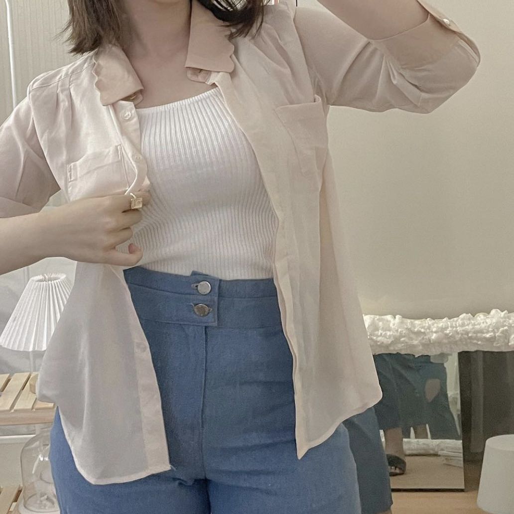Sheer wavy collar shirt beige white 