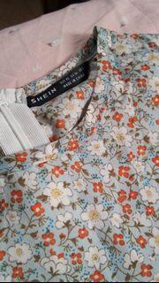 SHEIN Ditsy Floral Ruffle Hem Dress XS