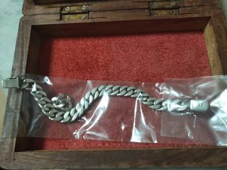 (Category: ) located in . Submitted by sha686749 (Listing ID 1103614709, Image 1). Description: .