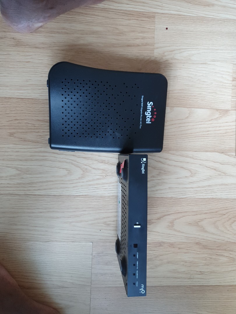 Singtel mesh router and TV set top box, Computers & Tech, Parts