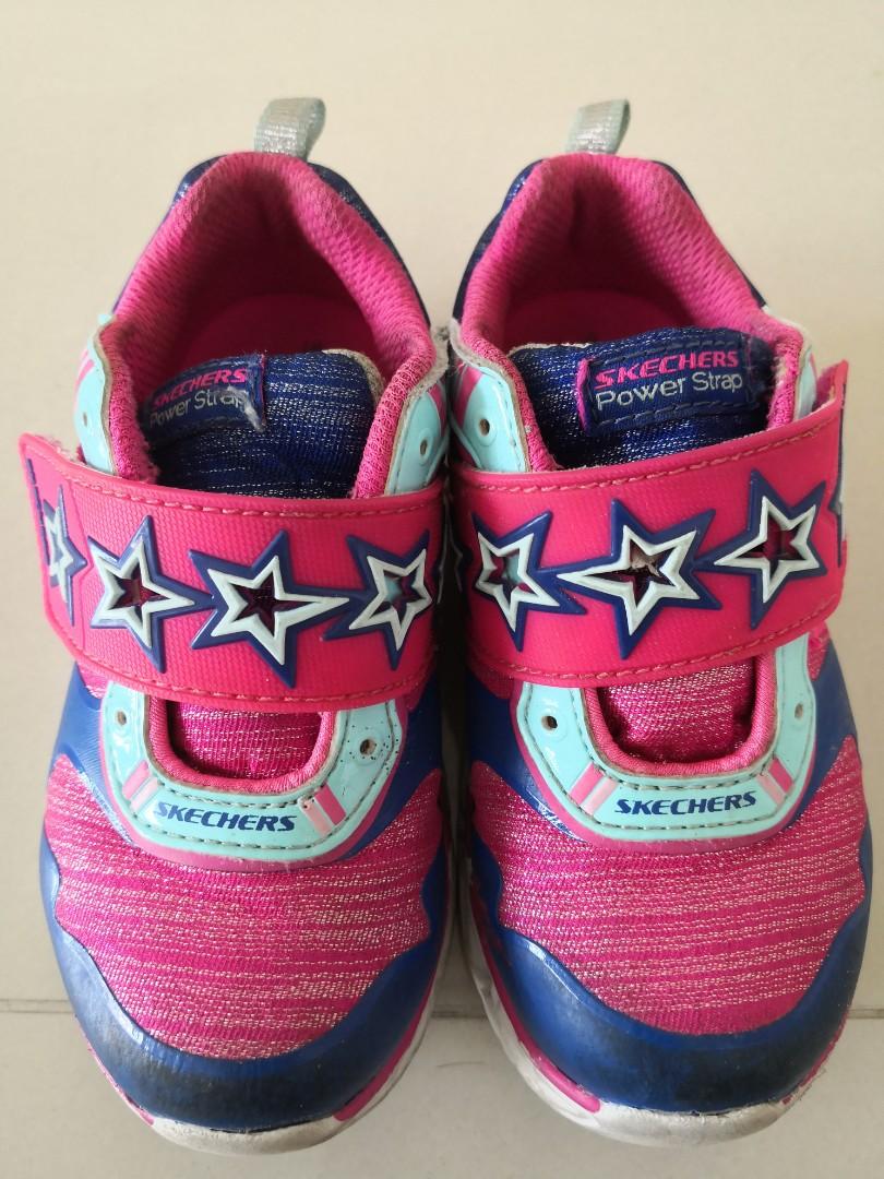 CLEARANCE Sketchers Girl Sports shoes w Light mailed Babies