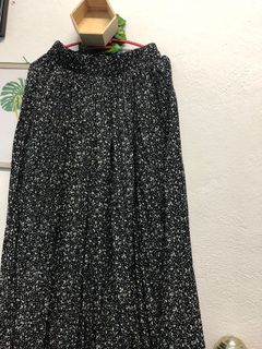 (Category: ) located in . Submitted by cikzie12 (Listing ID 1103680855, Image 1). Description: .