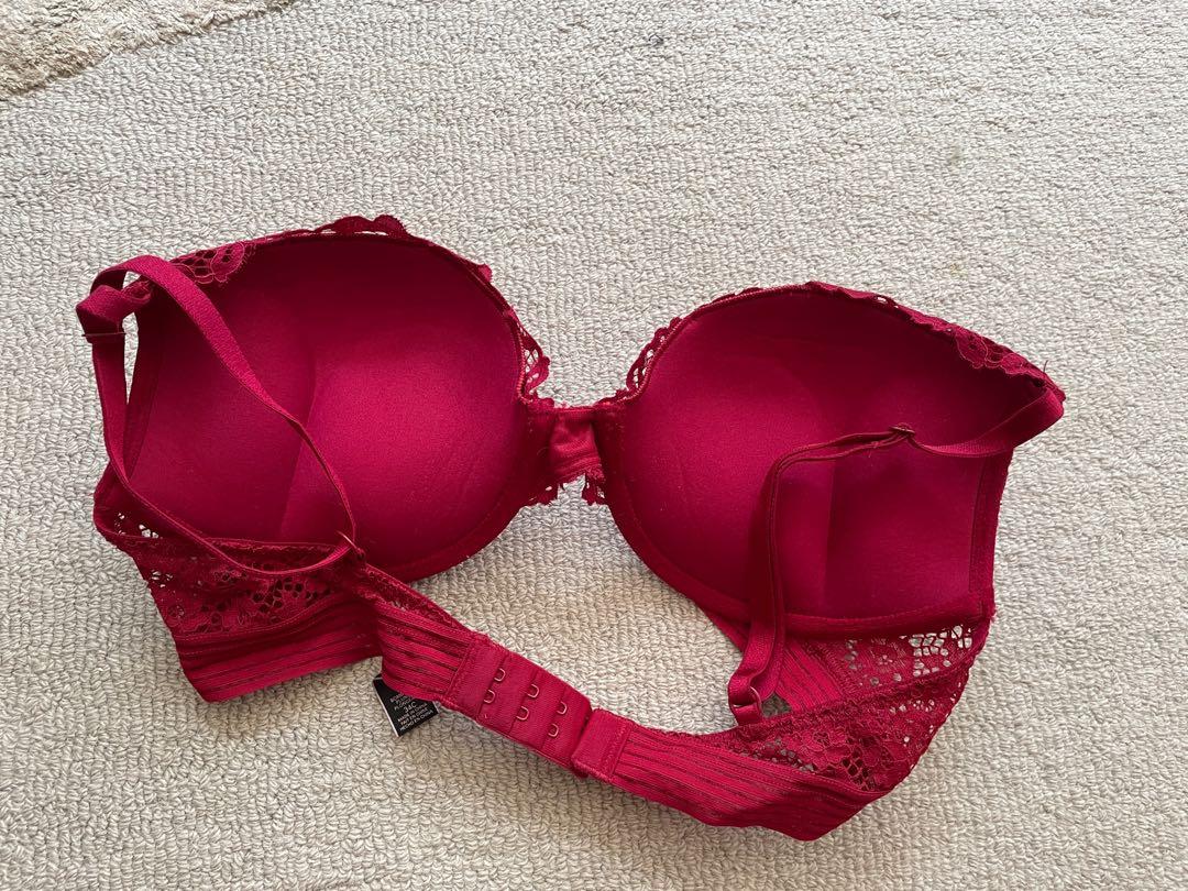 Victoria's Secret Bombshell Push Up Bra Red Lace 34C, Women's Fashion, New  Undergarments & Loungewear on Carousell