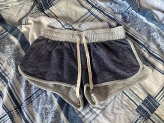 （分類：）位於 。 由 seller_2020_ 提交（商品編號 1087123916，圖片 1）。簡介： 。