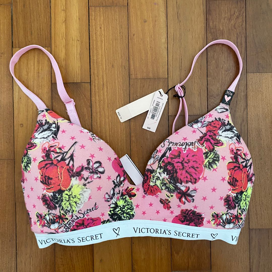💙 Victoria Secret T-shirt Lightly Lined Wireless Bra in Pink Floral,  Women's Fashion, New Undergarments & Loungewear on Carousell
