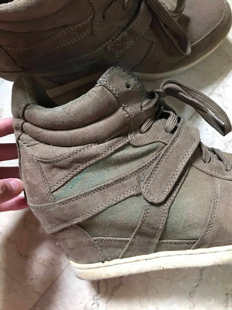 Brash Payless sneaker wedges Women s Fashion Footwear Wedges on Carousell