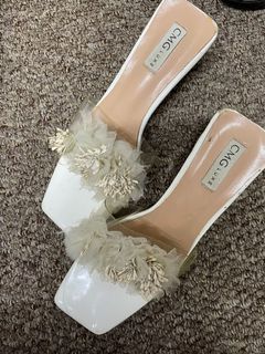 (Category: ) located in . Submitted by ythcloset (Listing ID 1103777468, Image 1). Description: .