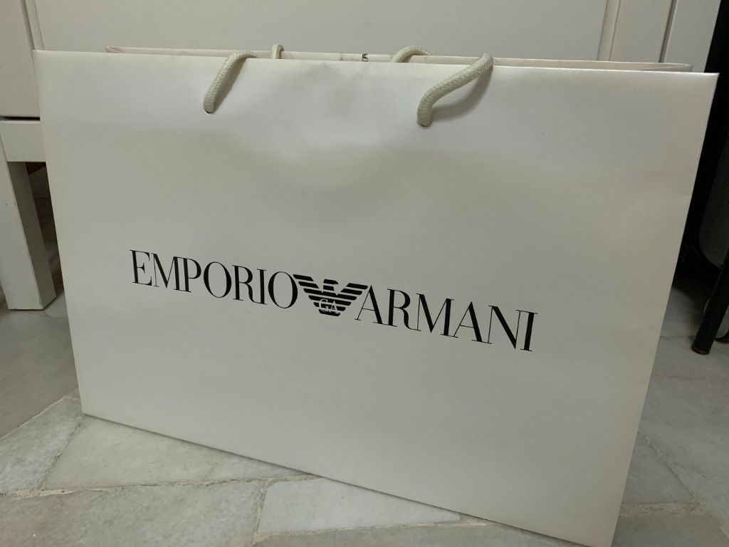 Armani gift bag clearance