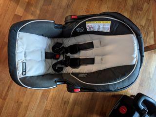 Graco Infant car seat Snugride 35 with click connect