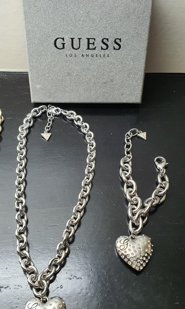 Guess necklace and bracelet outlet