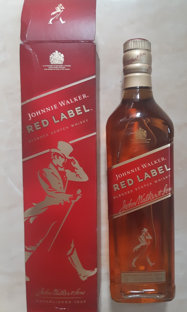 Johnnie Walker Red Label, Serba Serbi, Others di Carousell