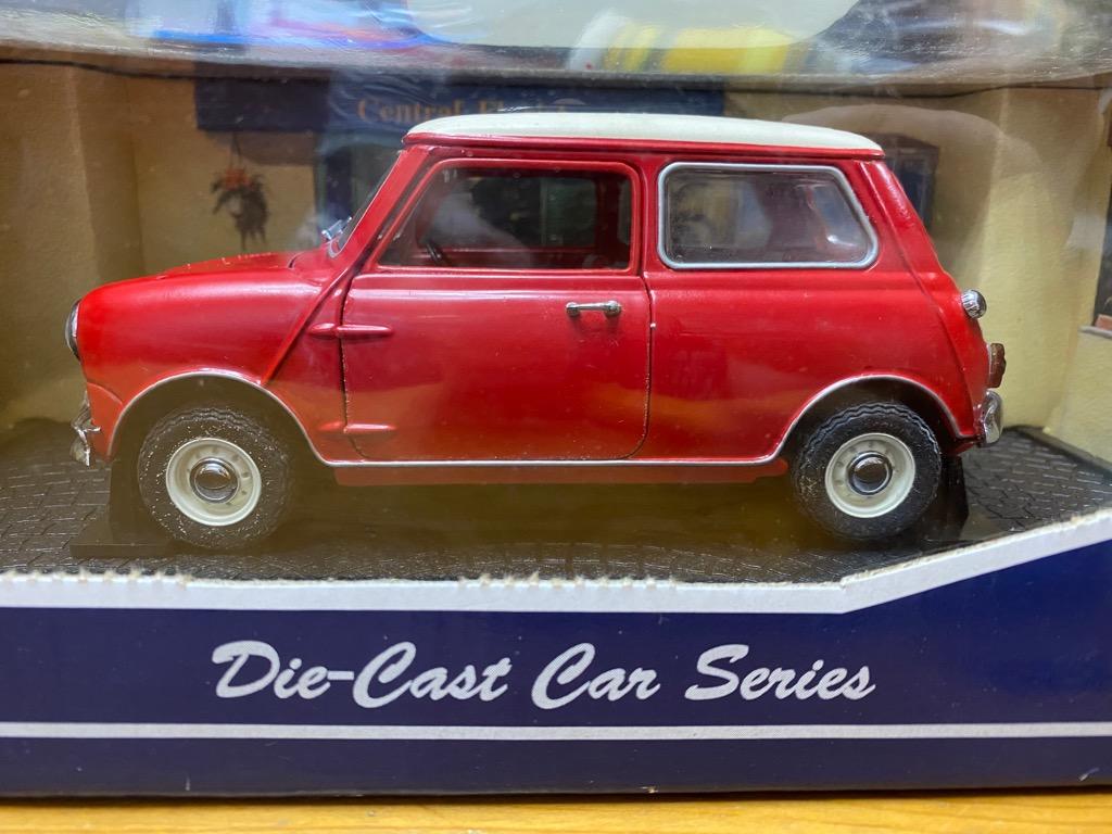 Kyosho 1:18 Morris Mini Cooper 1275S (Red) (No. 08101R), 興趣及