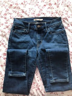 （分類：）位於 。 由 svs112 提交（商品編號 1103814204，圖片 1）。簡介： 。