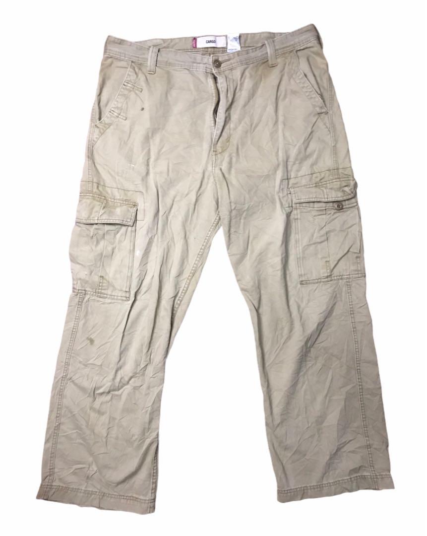 LEVI’S Cargo Pants, Men's Fashion, Bottoms, Jeans on Carousell