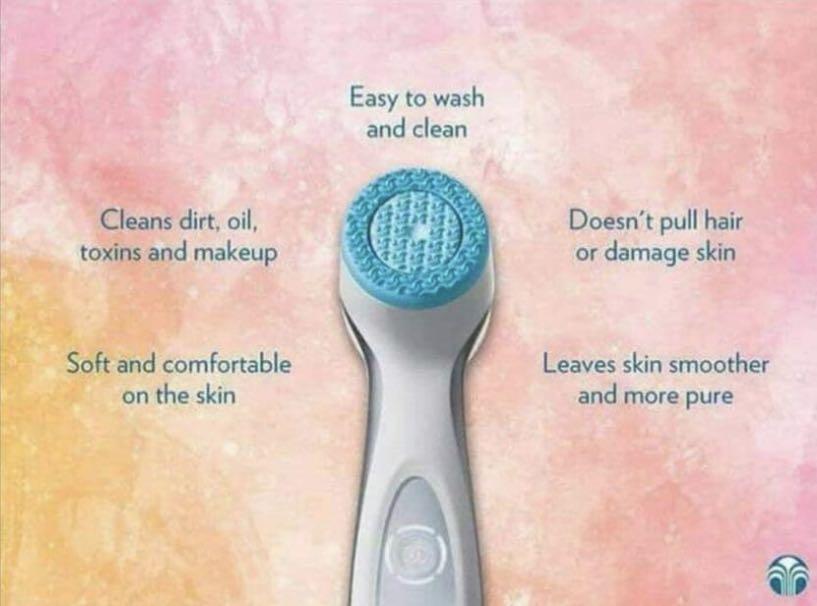 Lumispa Device plus Normal Facial Cleanser (Category: Face Care) located in Quezon City. Submitted by cogine21 (Listing ID 1103771916, Image 2). Description: .