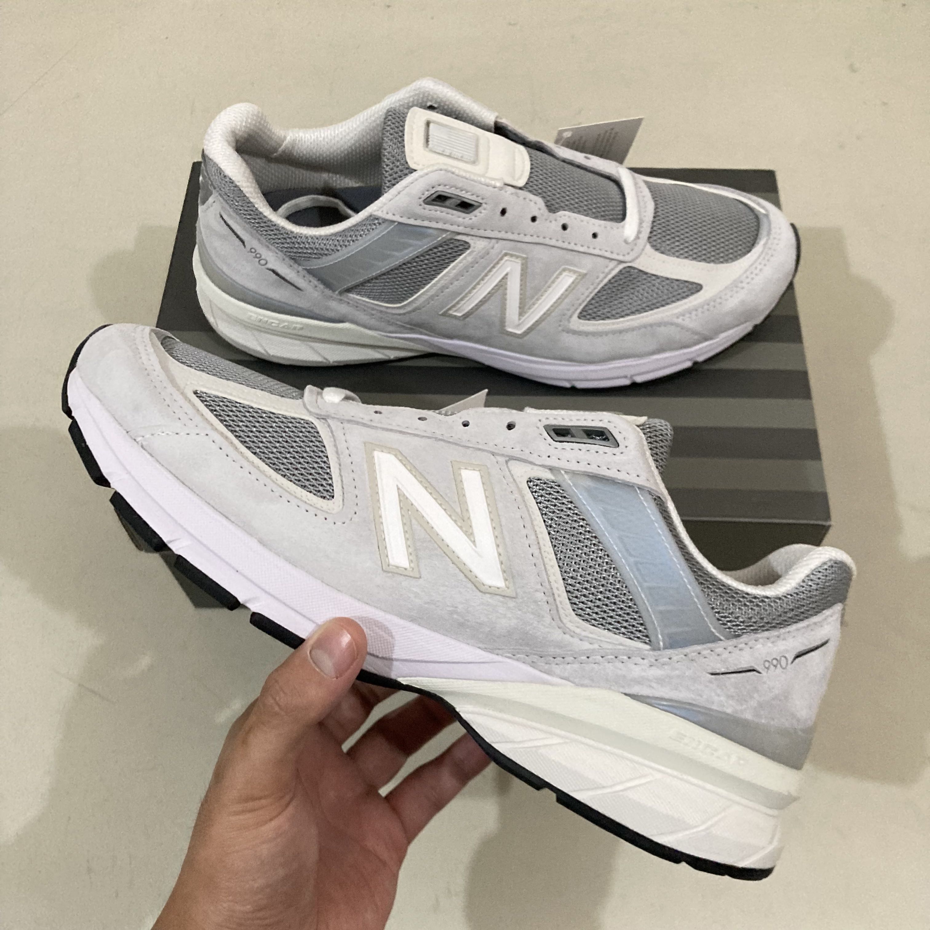 New Balance 990 v5 Nimbus Cloud