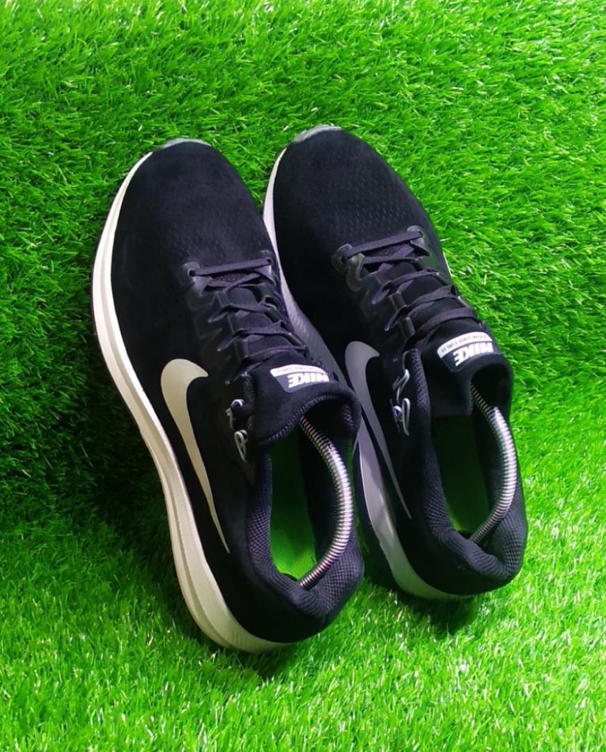 Nike structure clearance 21 wide