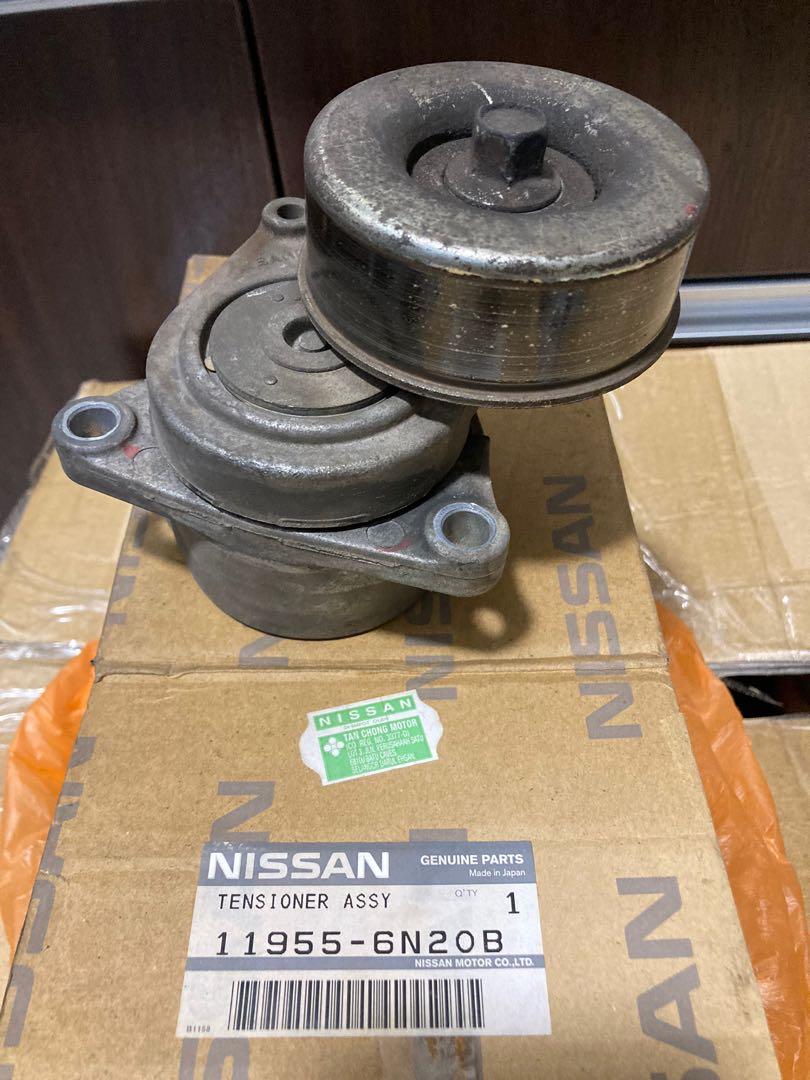 Fan outlet belt tensioner