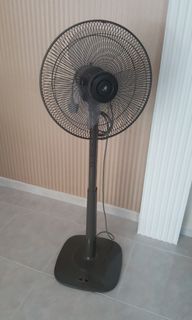 (Category: ) located in . Submitted by mfd_74 (Listing ID 1103759466, Image 1). Description: .