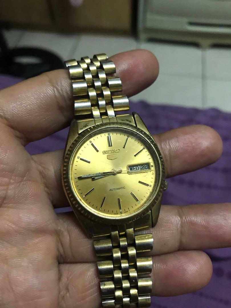 Seiko 7009-3110 automatic watch, Men's Fashion, Watches & Accessories,  Watches on Carousell