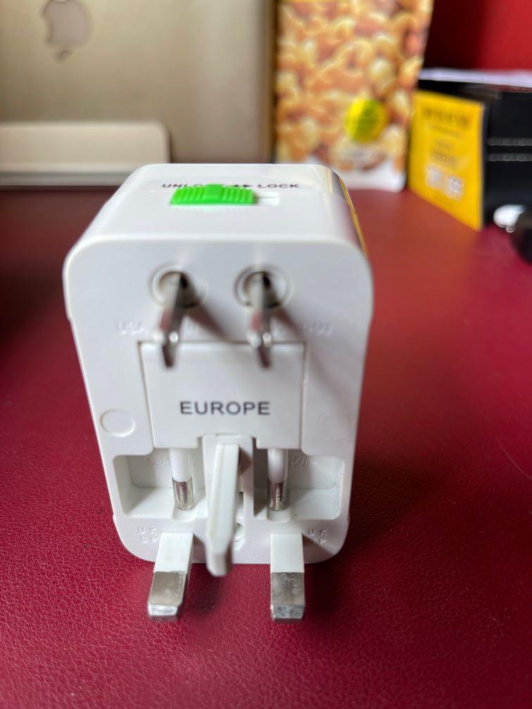soundtech travel adapter review