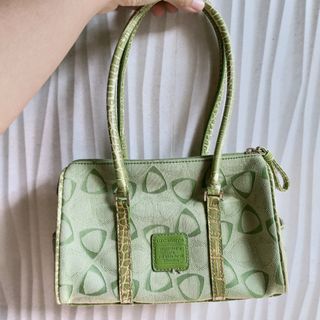 (Kategori: ) berada di . Dikirim oleh vivi19091993 (ID iklan 1103779005, Gambar 1). Deskripsi: .
