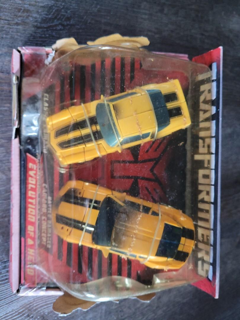transformers bumblebee (Category: Toy Figures) located in Singapore. Submitted by jun762001 (Listing ID 1103759743, Image 1). Description: brand new in box. WA 96773041.