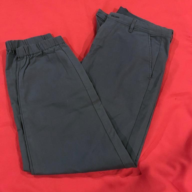 Uniqlo (Medium-Large) Jogger Sweat Pants, Men's Fashion, Bottoms, Joggers  on Carousell