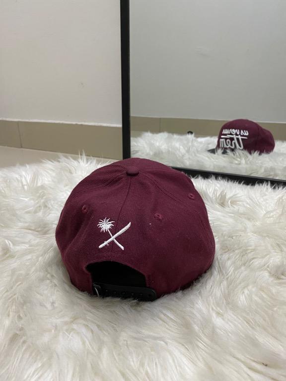 US Versus Them Scripted Cap (Category: Cap & Hats) located in Petaling Jaya. Submitted by j01206 (Listing ID 1103886187, Image 2). Description: Brand: Us Versus Them Size: Freesize, Unisex Condition: 10/10 .